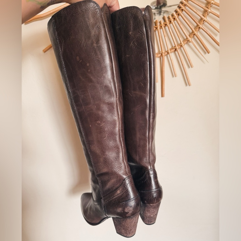Vintage Frye Renee Boots - Picture 4 of 10